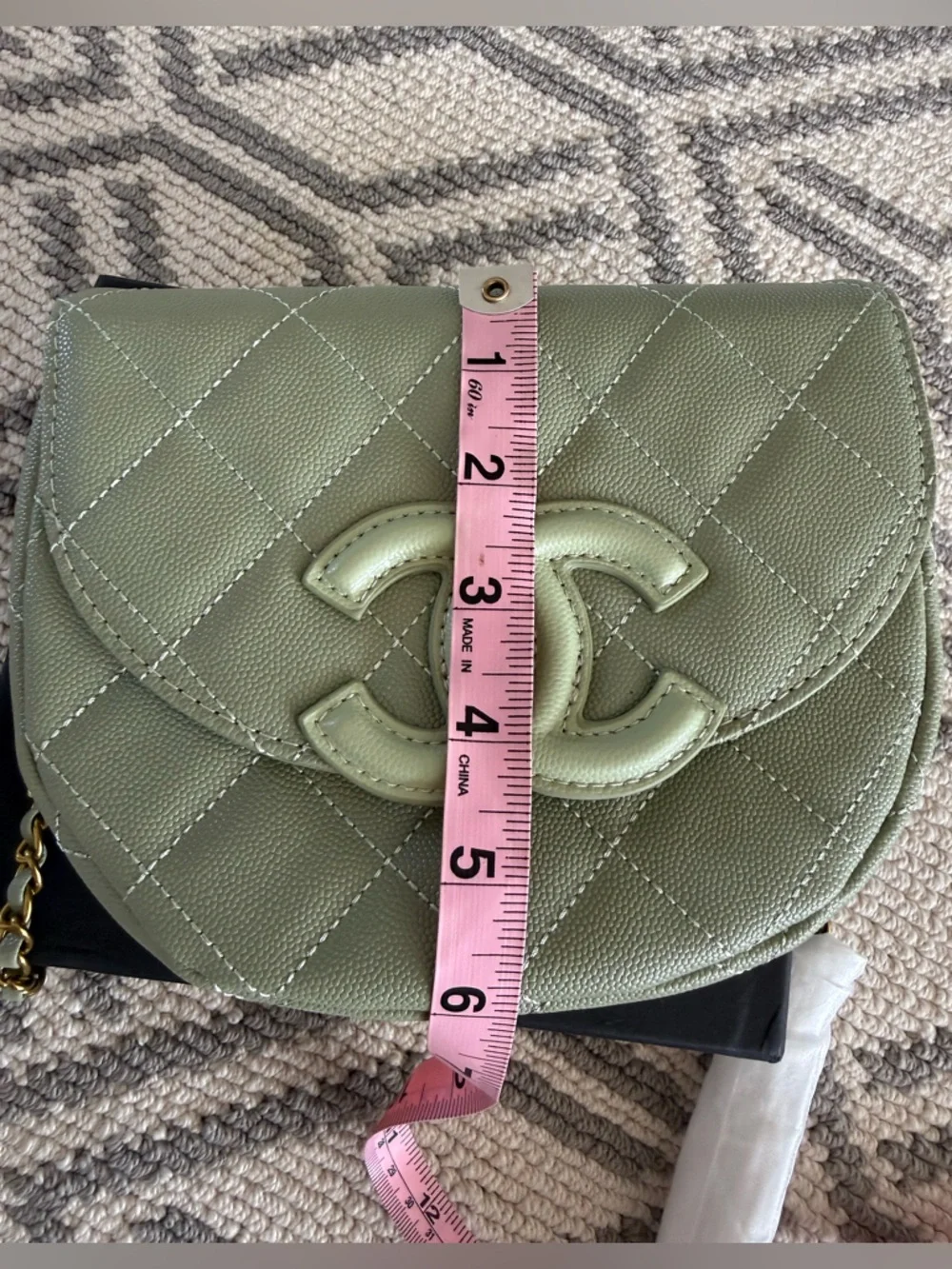 CHANEL authentic quilted